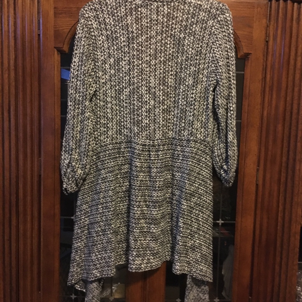 American Rag Sweater - Picture 2 of 4